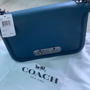 coach swagger shoulder bag